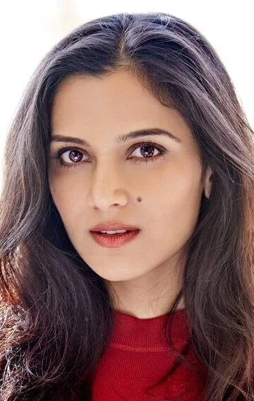 Зэния Старр